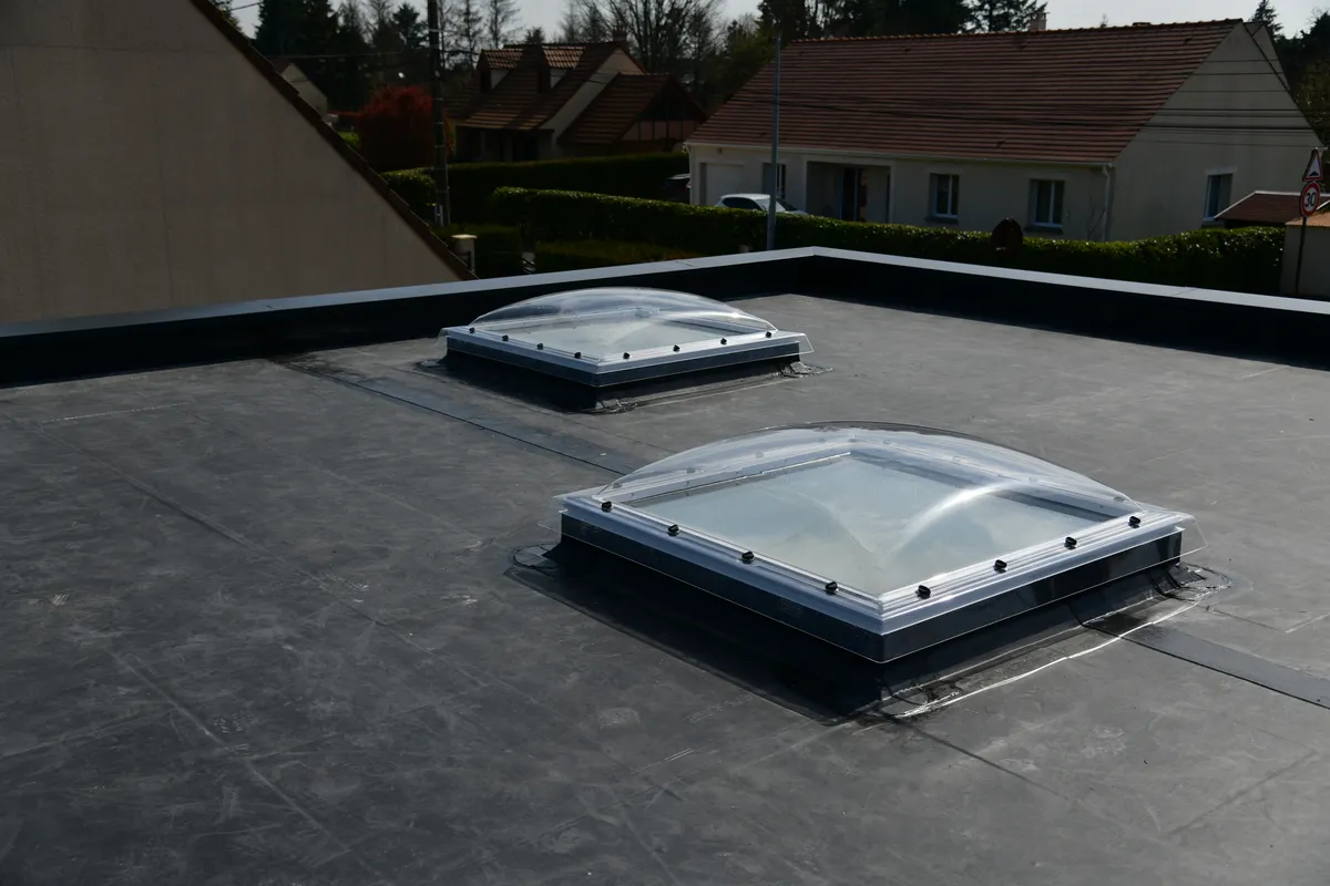 EPDM black commercial roof