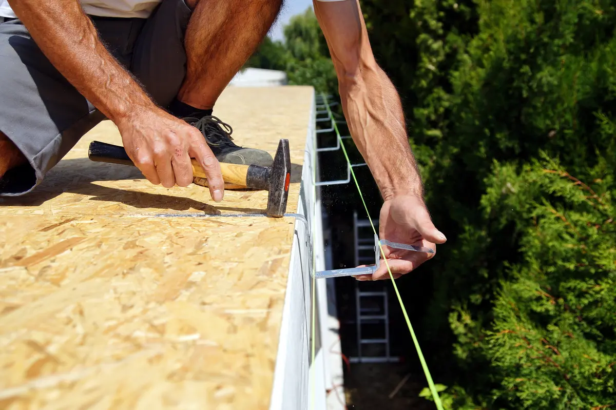 installing gutter frame